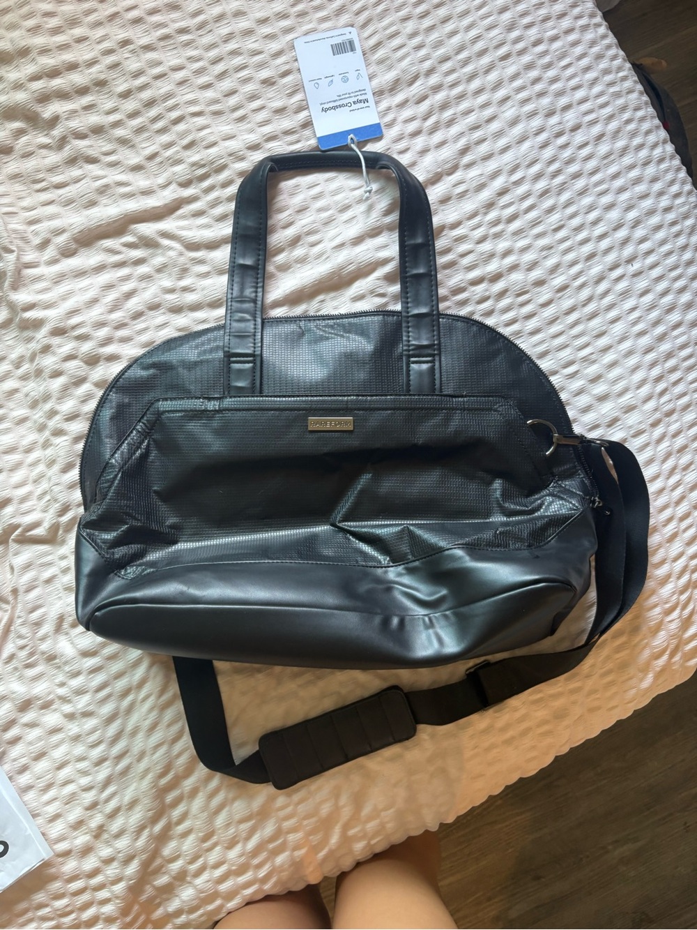 Baggallini Black Travel Weekender Tote with Shoulder Strap